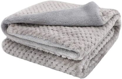 Premium Fluffy Fleece Blanket, Soft and Warm Pet Throw for Cats